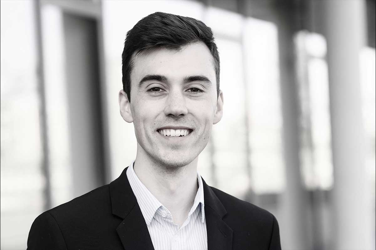 Daniel Schuster Kandidat bab